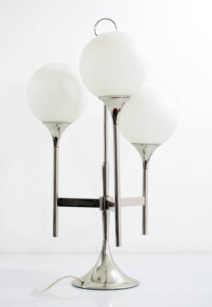 Reggiani/Sciolari style 1970s 3 armed chrome table lamp