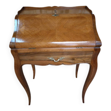 Petit bureau de pente