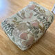 Vintage pouf