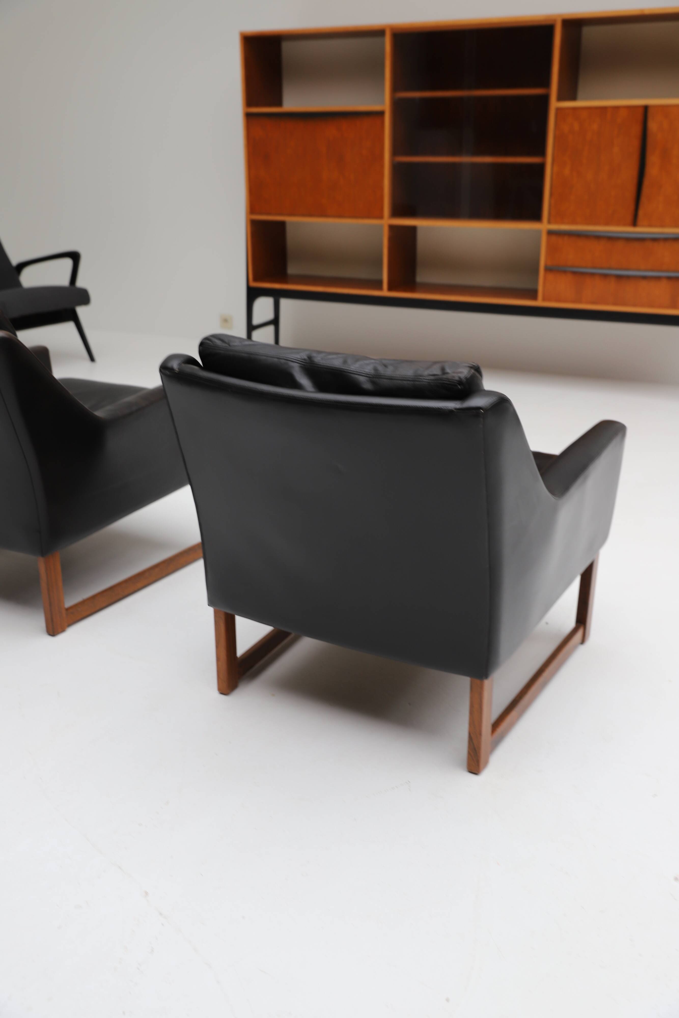 Pair of leather armchairs by Rudolf Bernd Glatzel for Kill International 1960