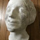 Woman's head in platre