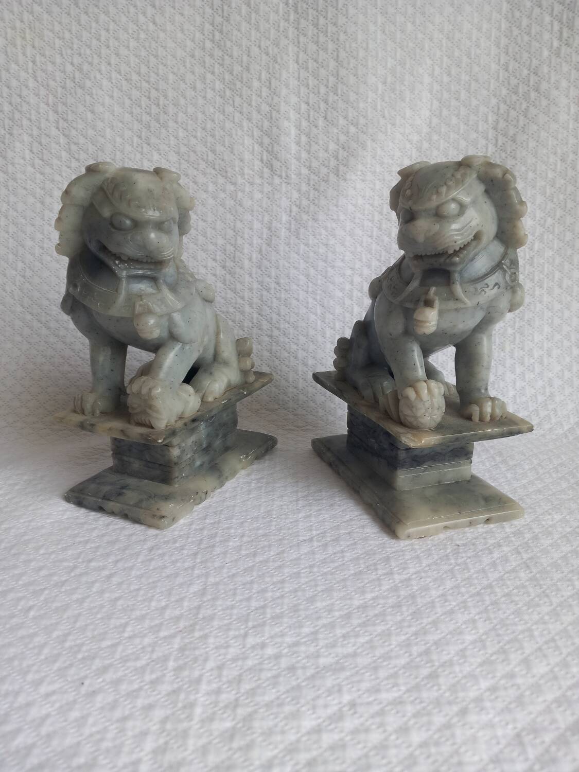 Pair of lions/chinese guardian dogs Fô (Foo Dogs / ShiShi)