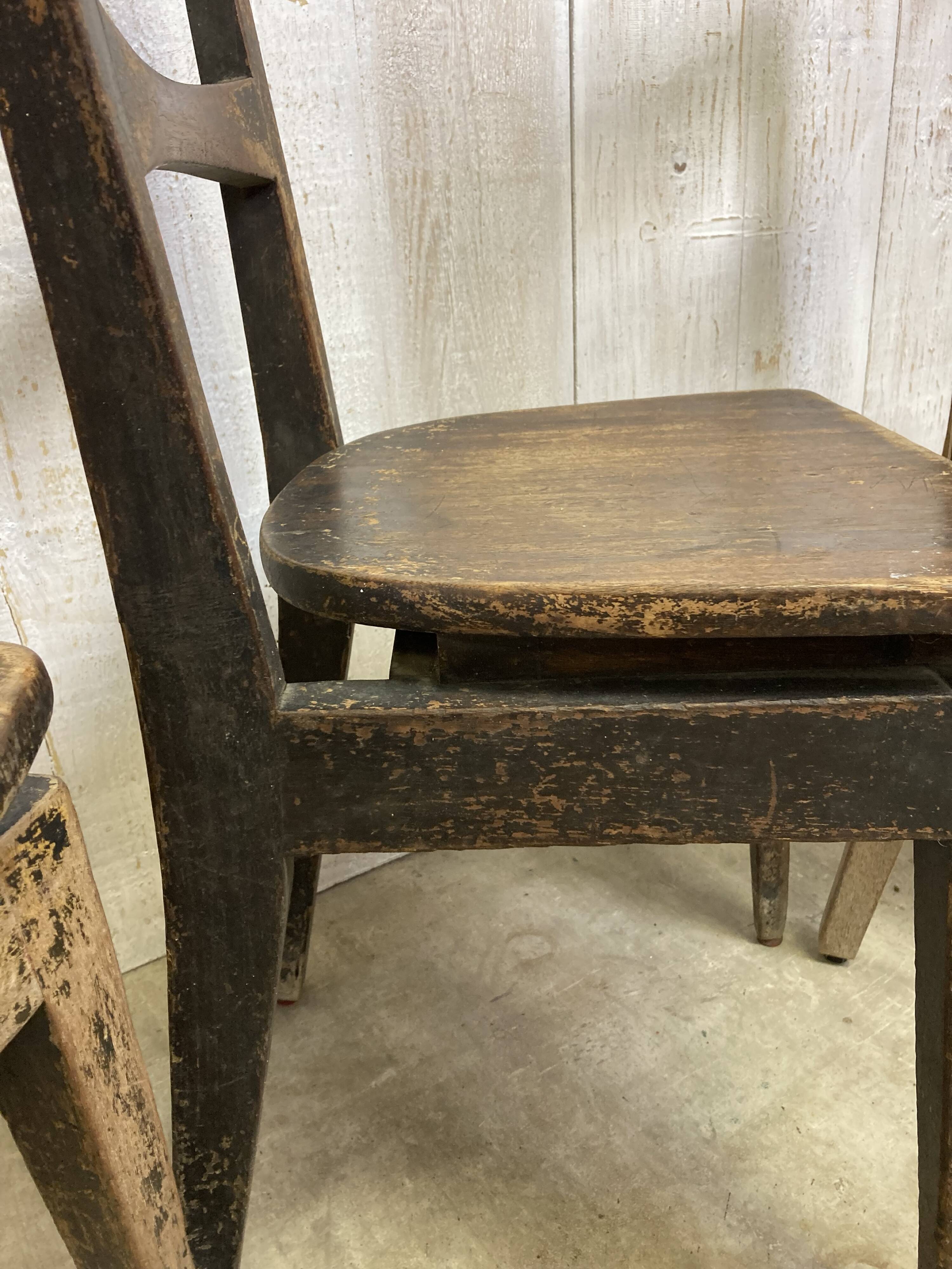 Series of 3 "taberna" chairs