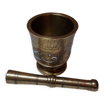 Mortar with pestle