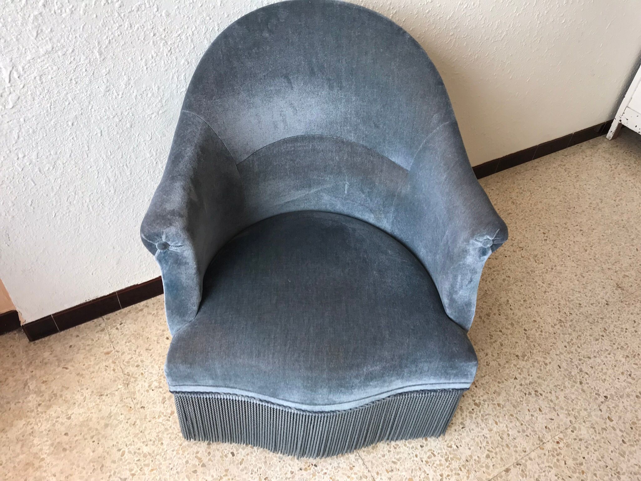 Vintage toad armchair in blue velvet