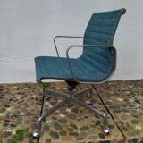 Armchair 108 by Charles & Ray Eames, Herman Miller