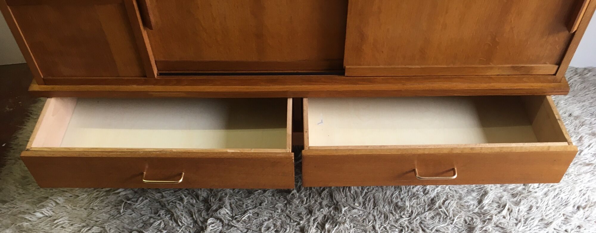 Compas feet and sliding doors cabinet - 1950s