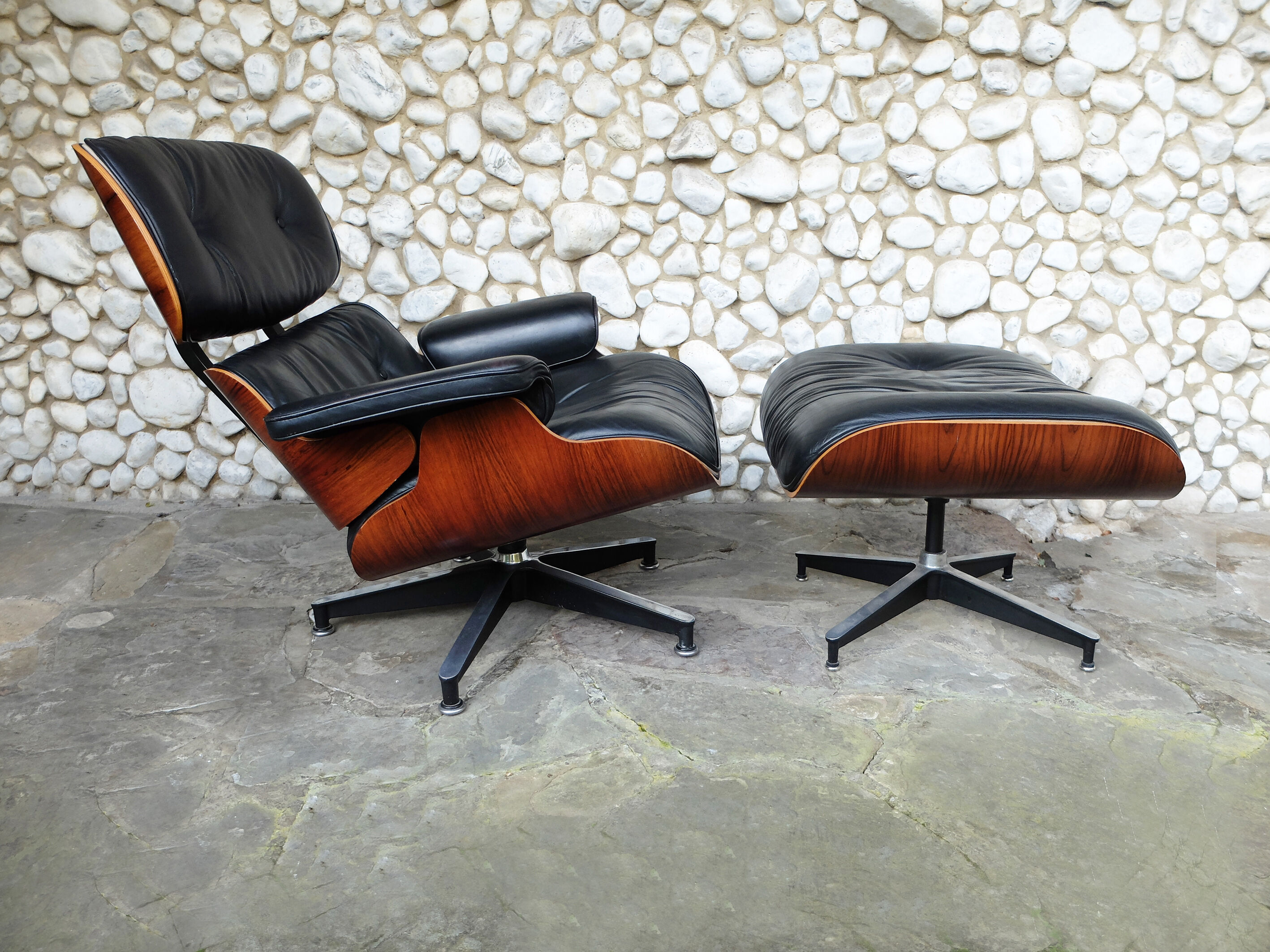 Lounge chair & ottoman rosewood from Rio by Charles & Ray Eames edition Herman Miller USA, 1970