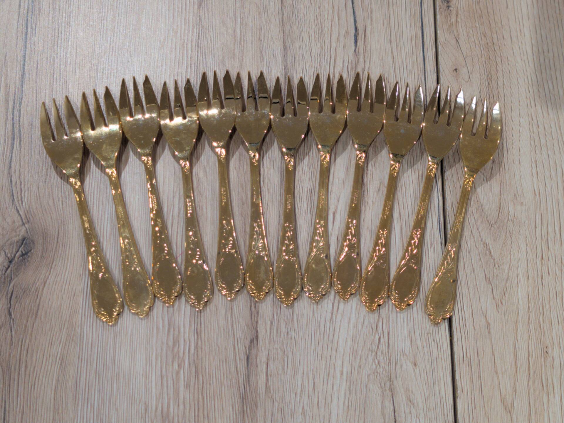 Luxury Cutlery Set Solingen SBS Gold Plated with 23/24 Carats - 70 Pieces