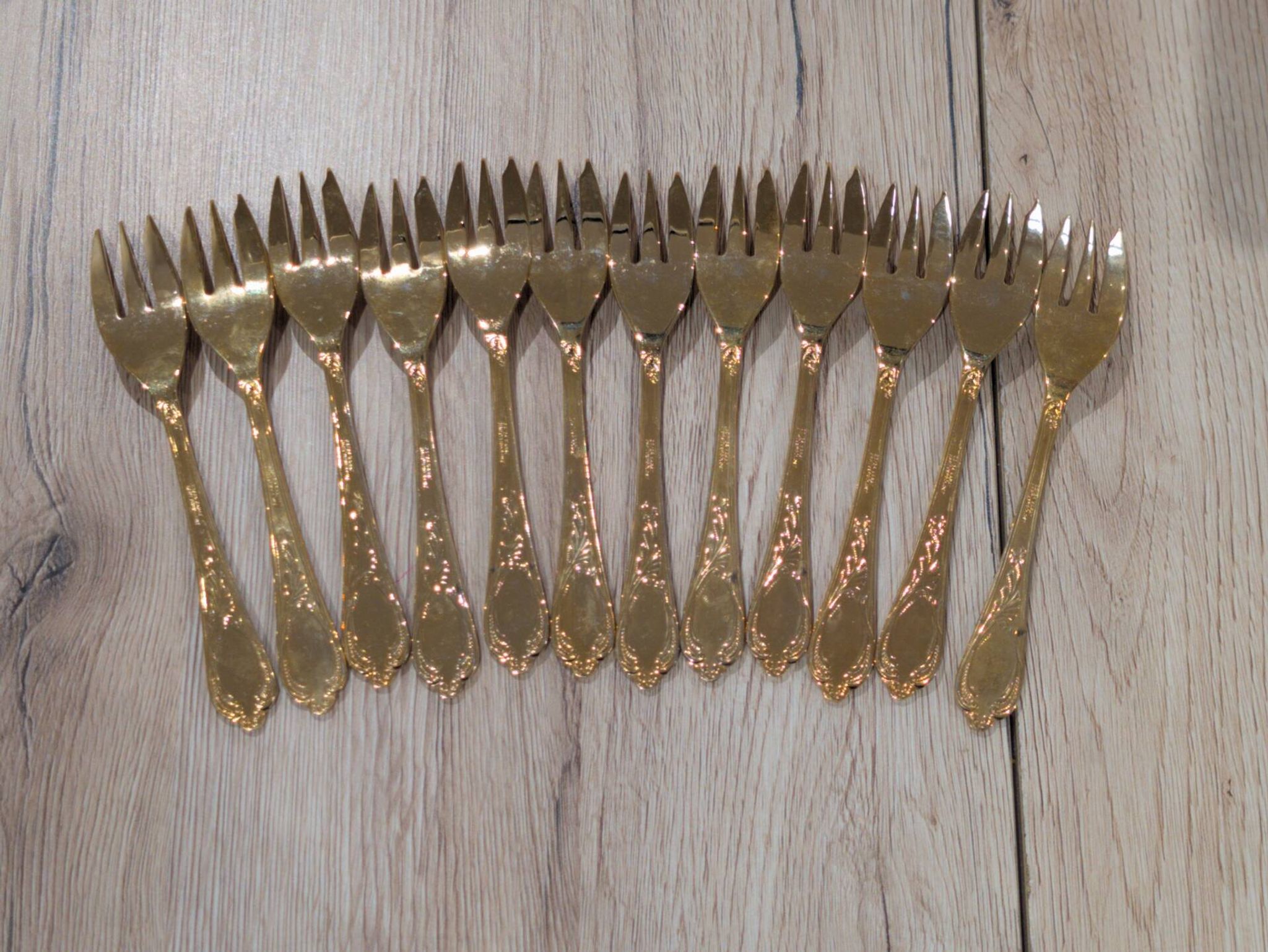 Luxury Cutlery Set Solingen SBS Gold Plated with Fine Gold 23/24 Carats - 70 Pieces