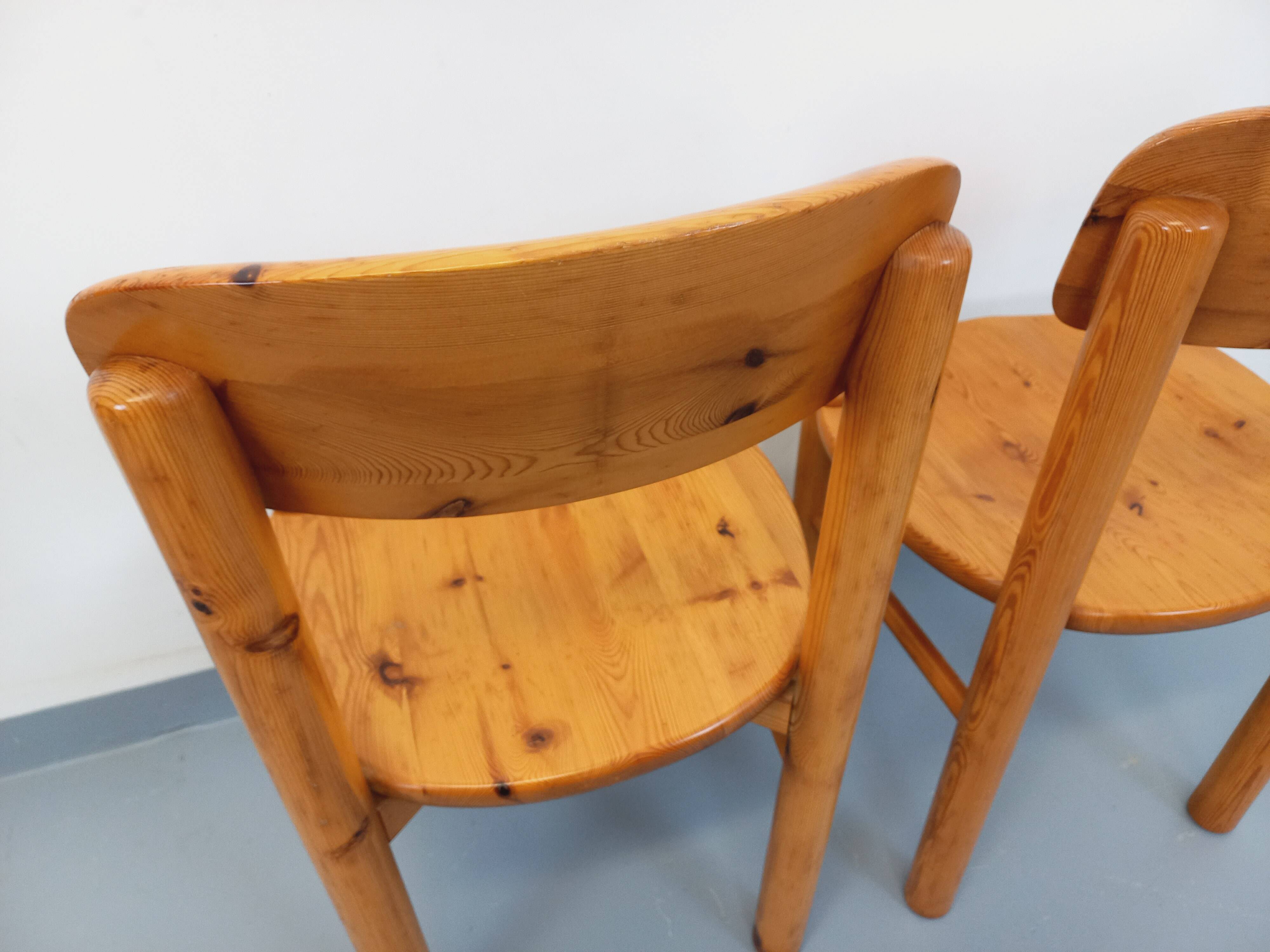 Set of 2 vintage Scandinavian chairs by Rainer Daumiller in pine from the 1960s.