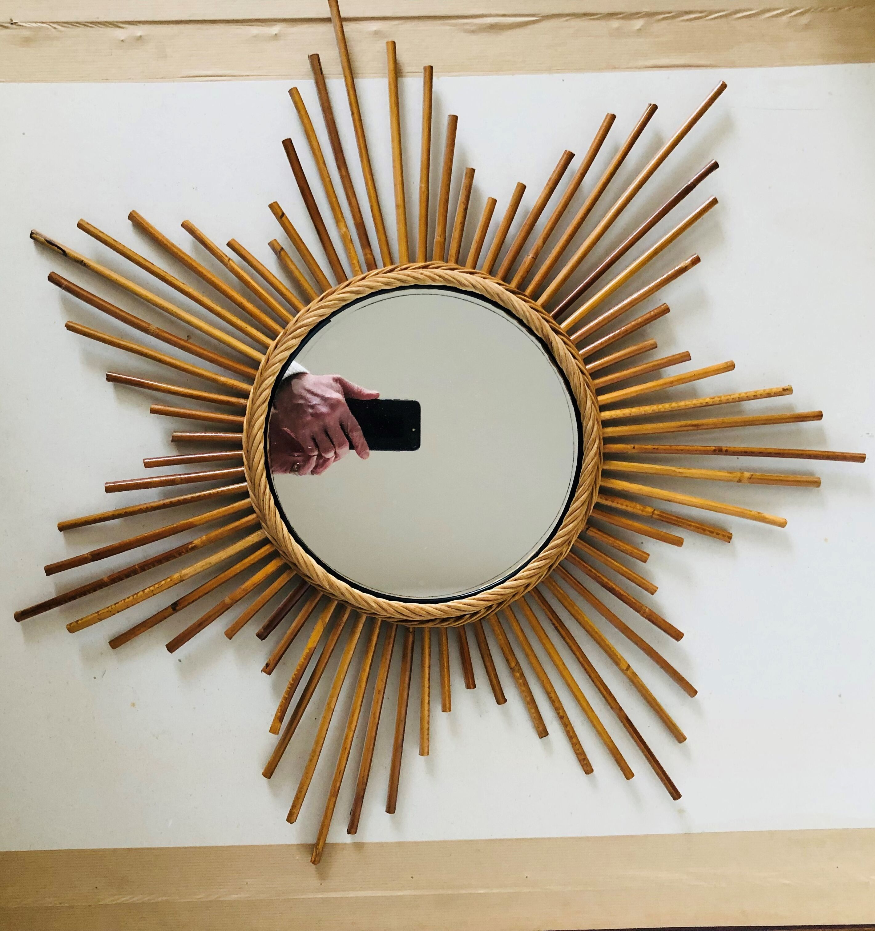 Miroir soleil en rotin