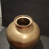 Golden brass spherical vase – Indian craftsmanship – 1980s