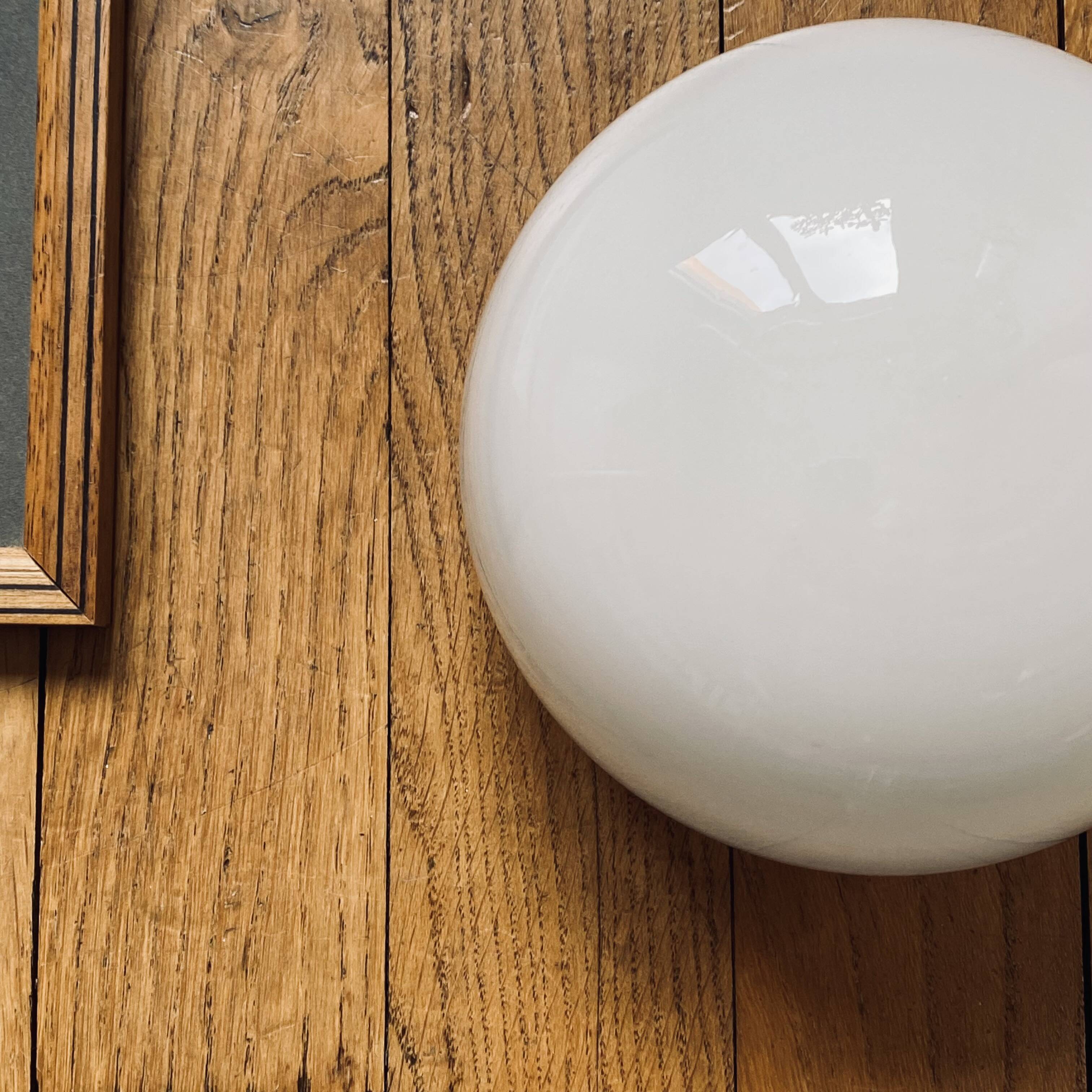 Small wall-mounted ceiling light half-moon 14 cm opal glass