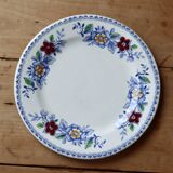 Vintage Gien earthenware flat plate with floral pattern on the border