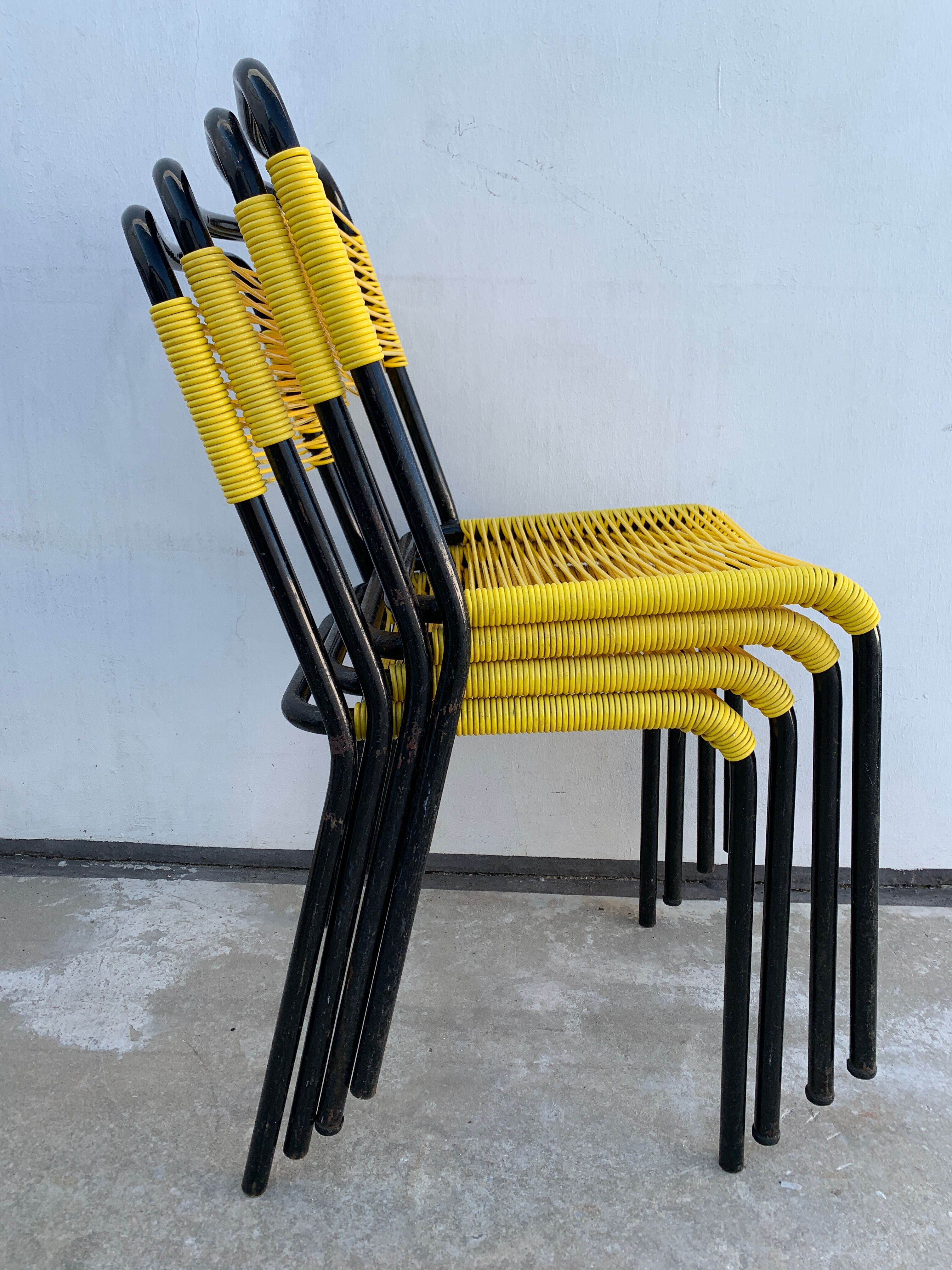 4 yellow scoubidou chairs, 1950