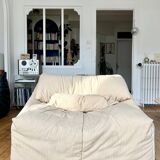 Chauffeuse Plumy Annie Hiéronimus pour Cinna