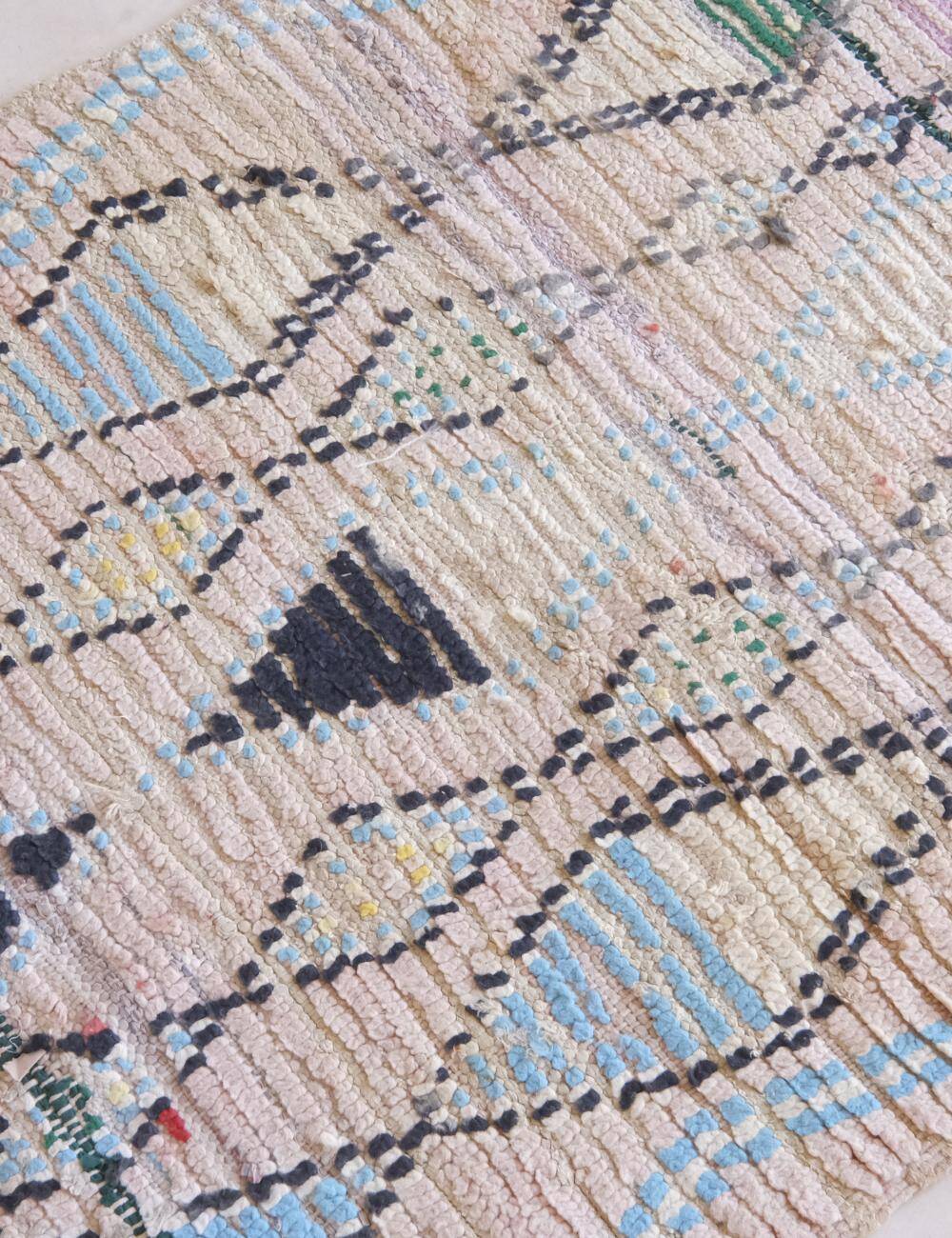 Vintage Berber Runner Rug - 322 x 84 cm