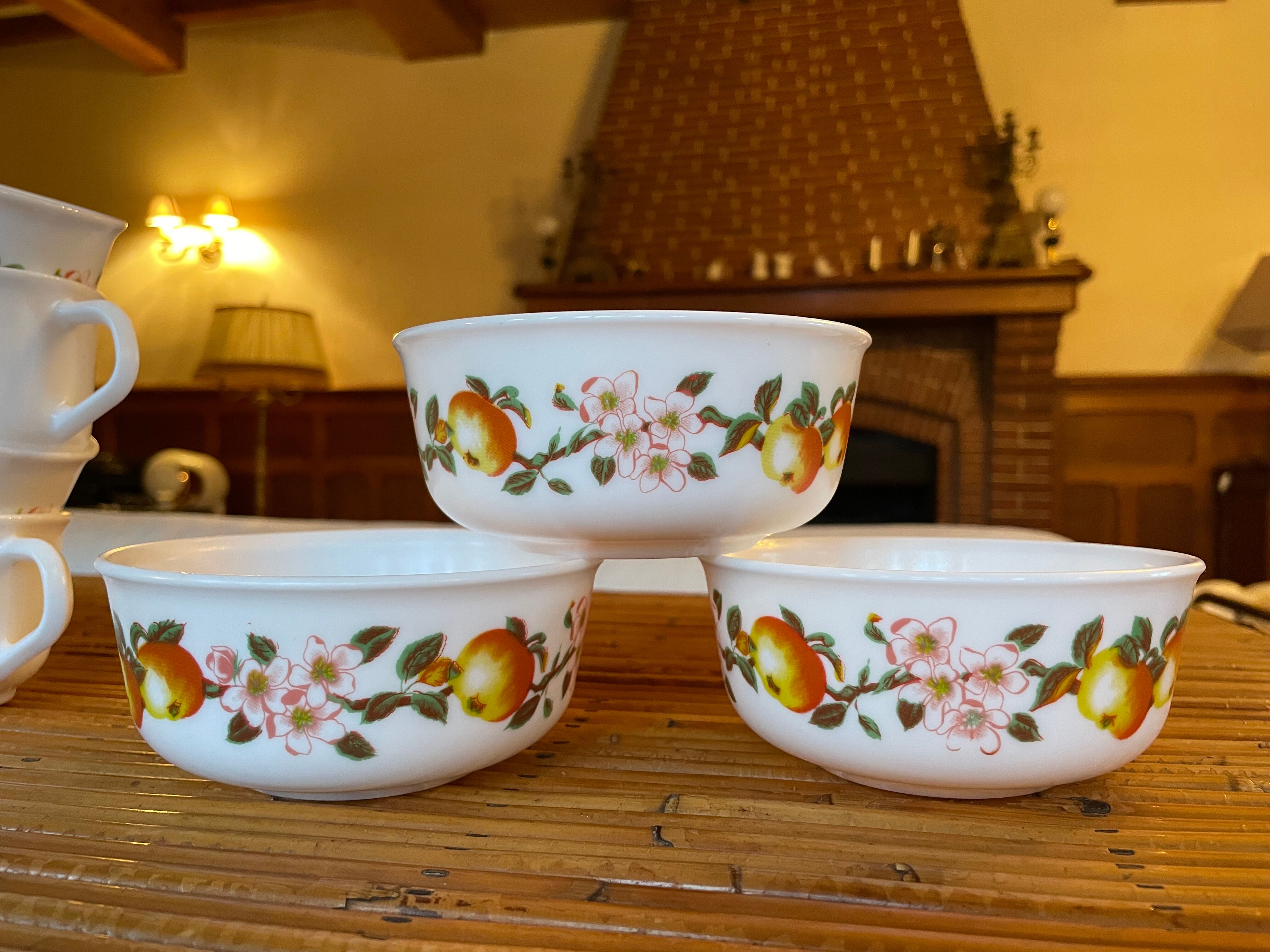 Mug cups and Arcopal bowl