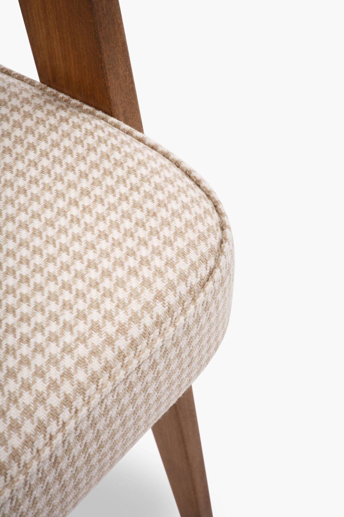 Paire de 366 fauteuils