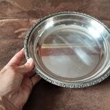 Hollow round silver metal dish