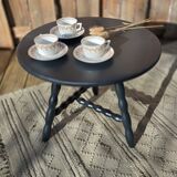 Tripod coffee table