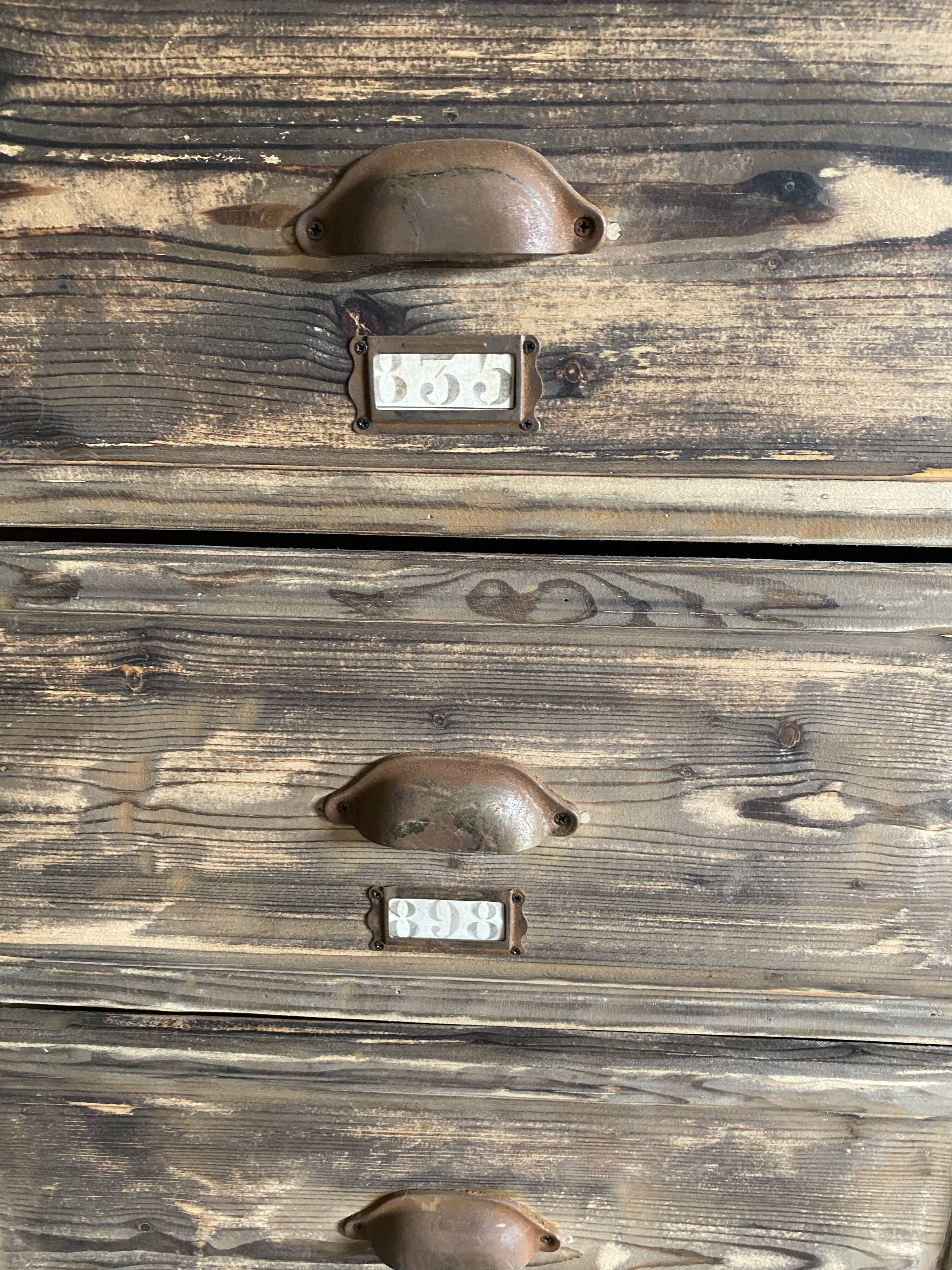 Antique chest of drawers