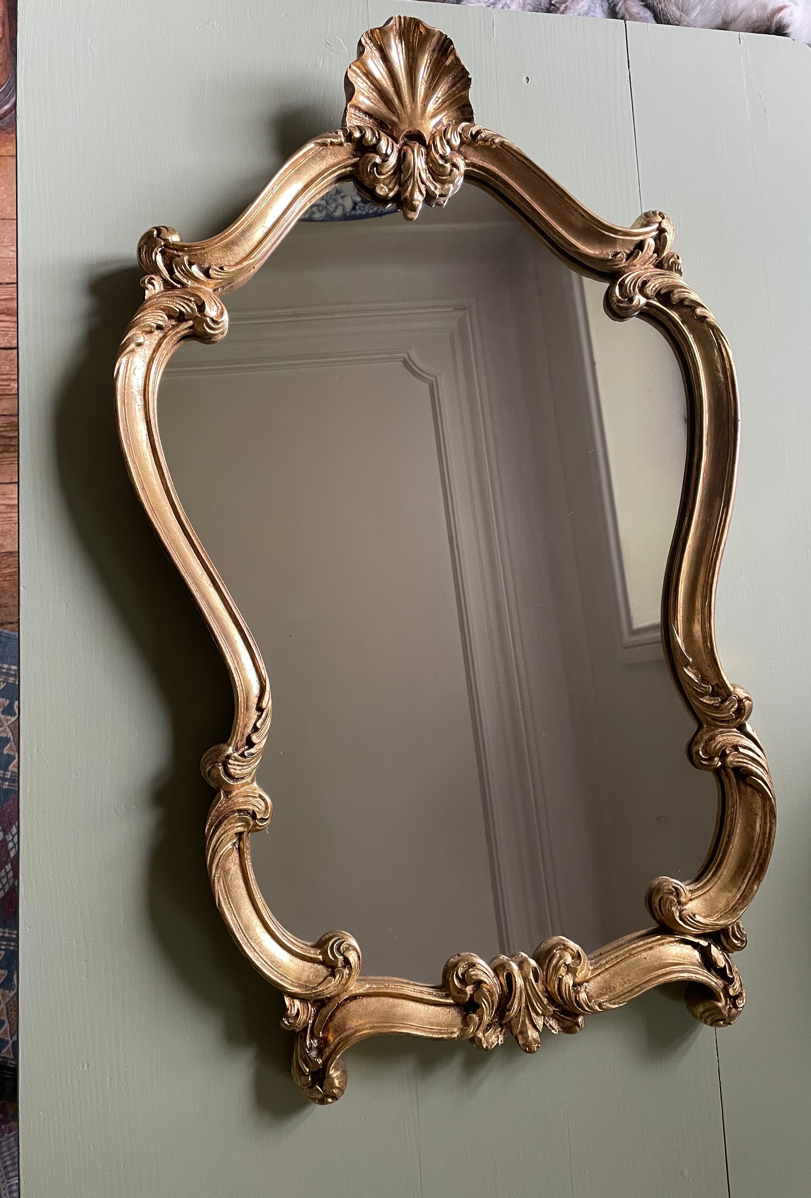 Golden resin shell mirror  46x75cm