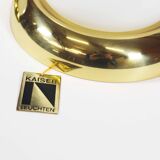 Paire d'appliques vintage en verre opalin et laiton par Kaiser