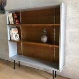 Shallow vintage library