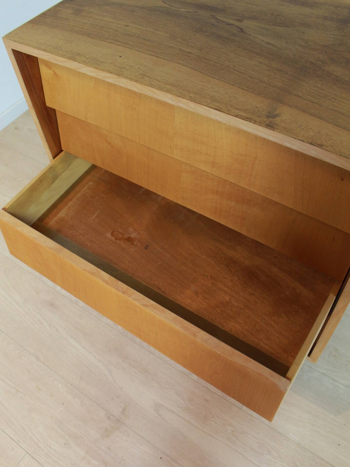 Commode – Erich Stratmann, Ateliers de meubles d'Oldenbourg