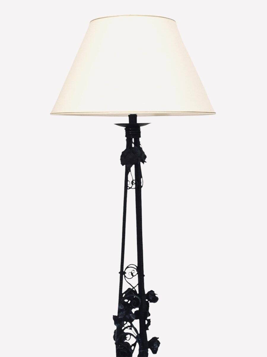 Wrought iron floor lamp, 170 cm, Art Deco work circa 1920