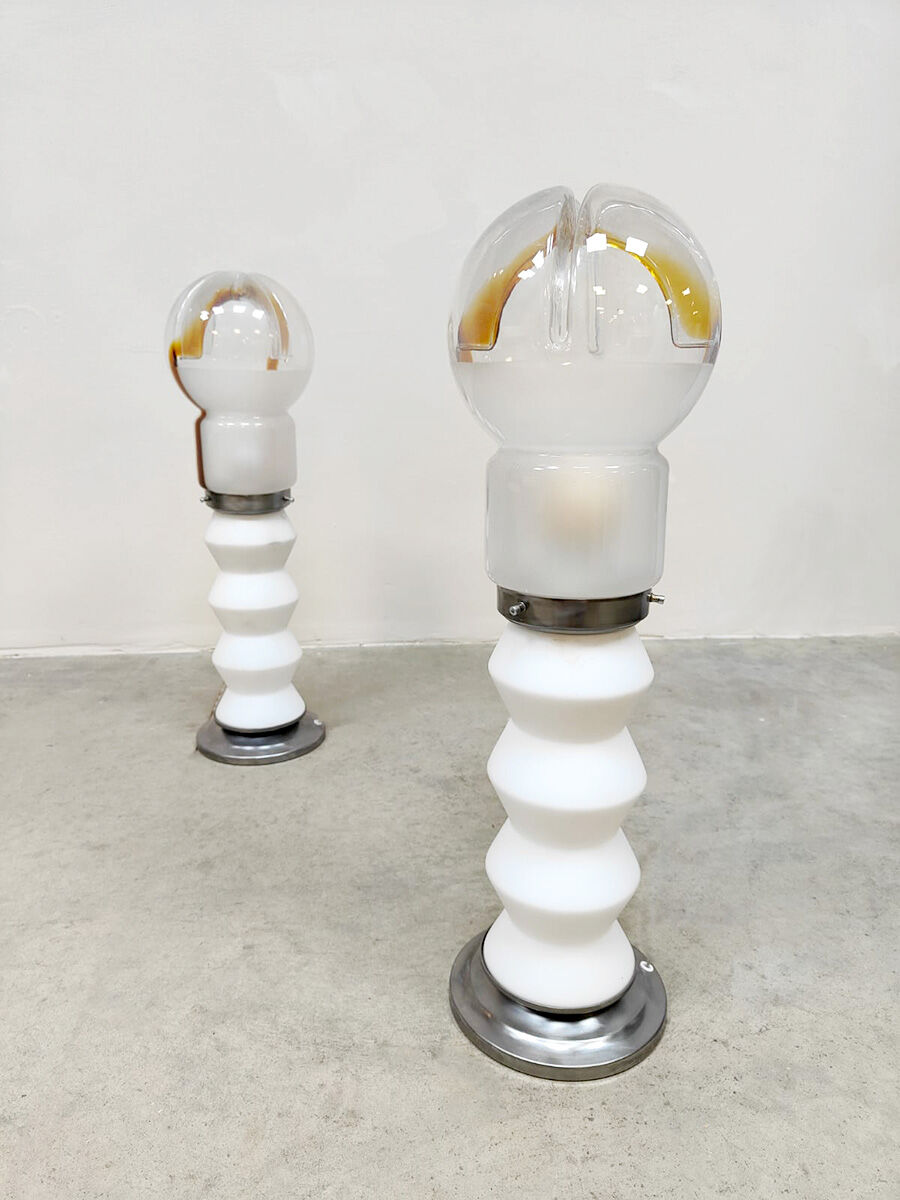 Vintage Italian space age floorlamp