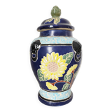 Vase chinois couvert décor de fleurs