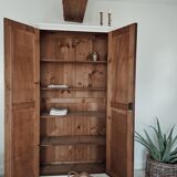 Armoire parisienne ancienne