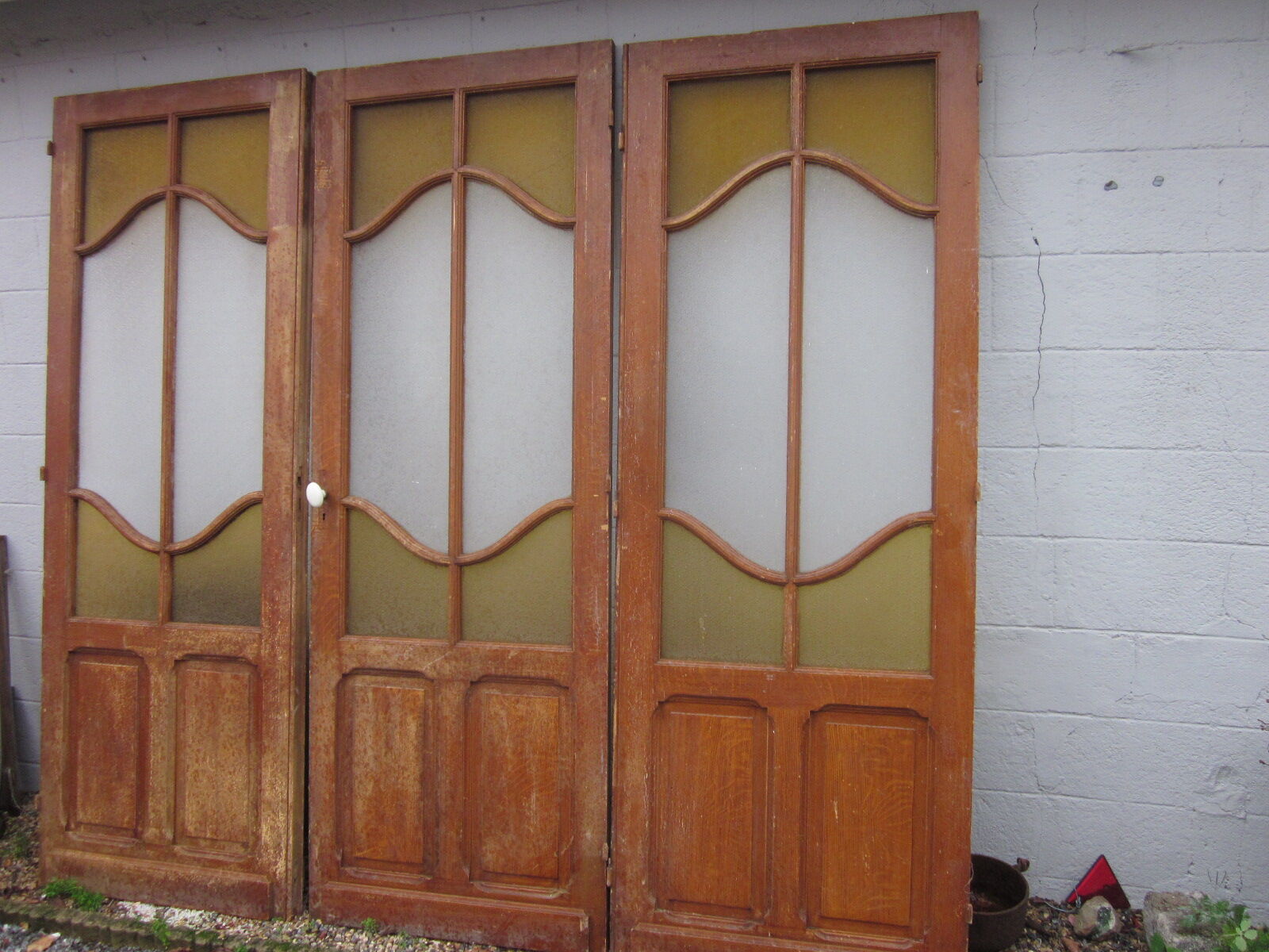 separation of 3 gates of 20 years