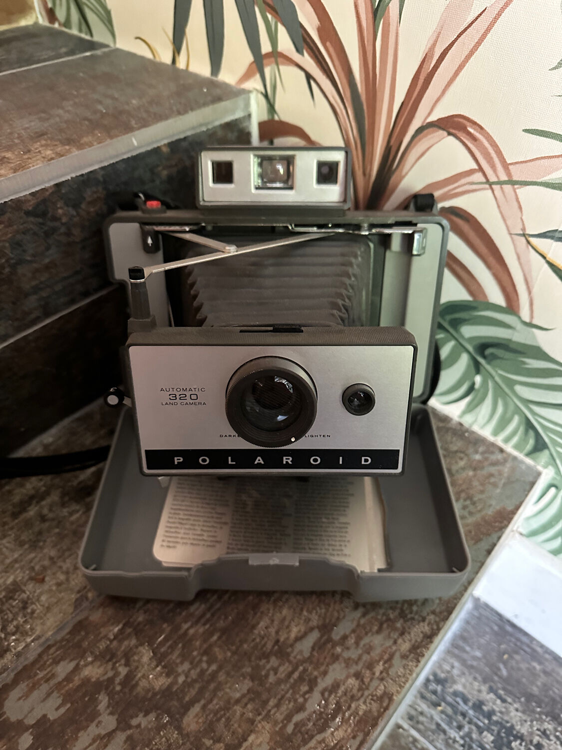 Polaroïd 320 vintage avec soufflet top deco rétro | Selency