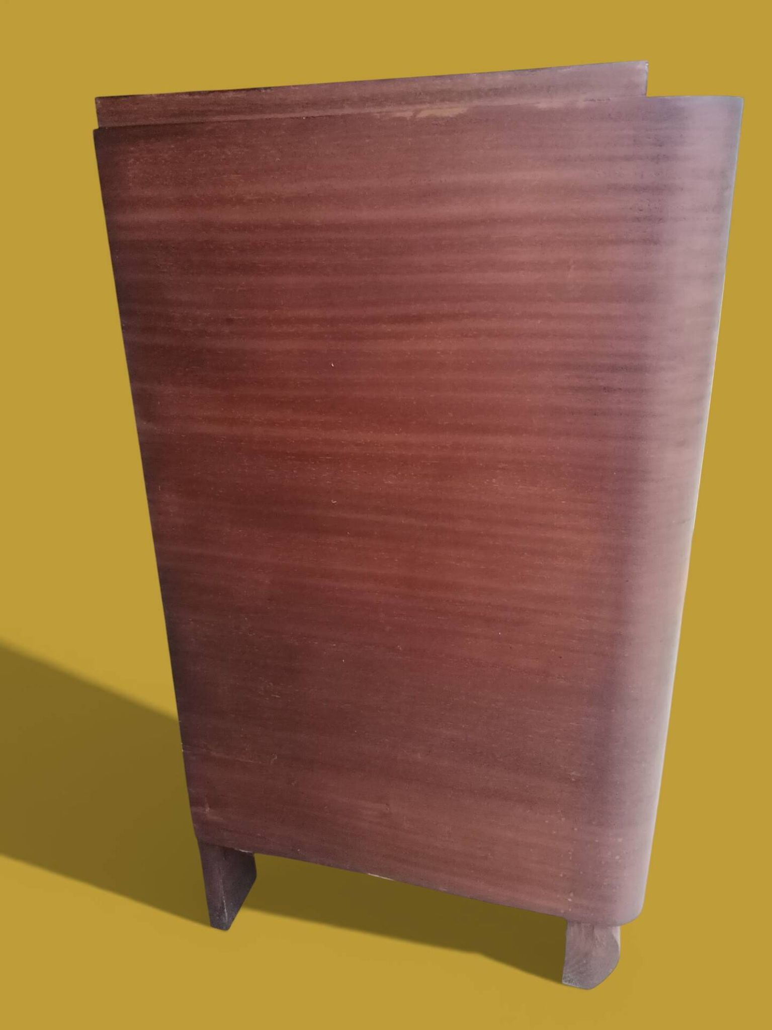 Small veneered wooden Art Deco chest of drawers.