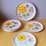 Assiettes à dessert fleuries ,Sarreguemines 1960.