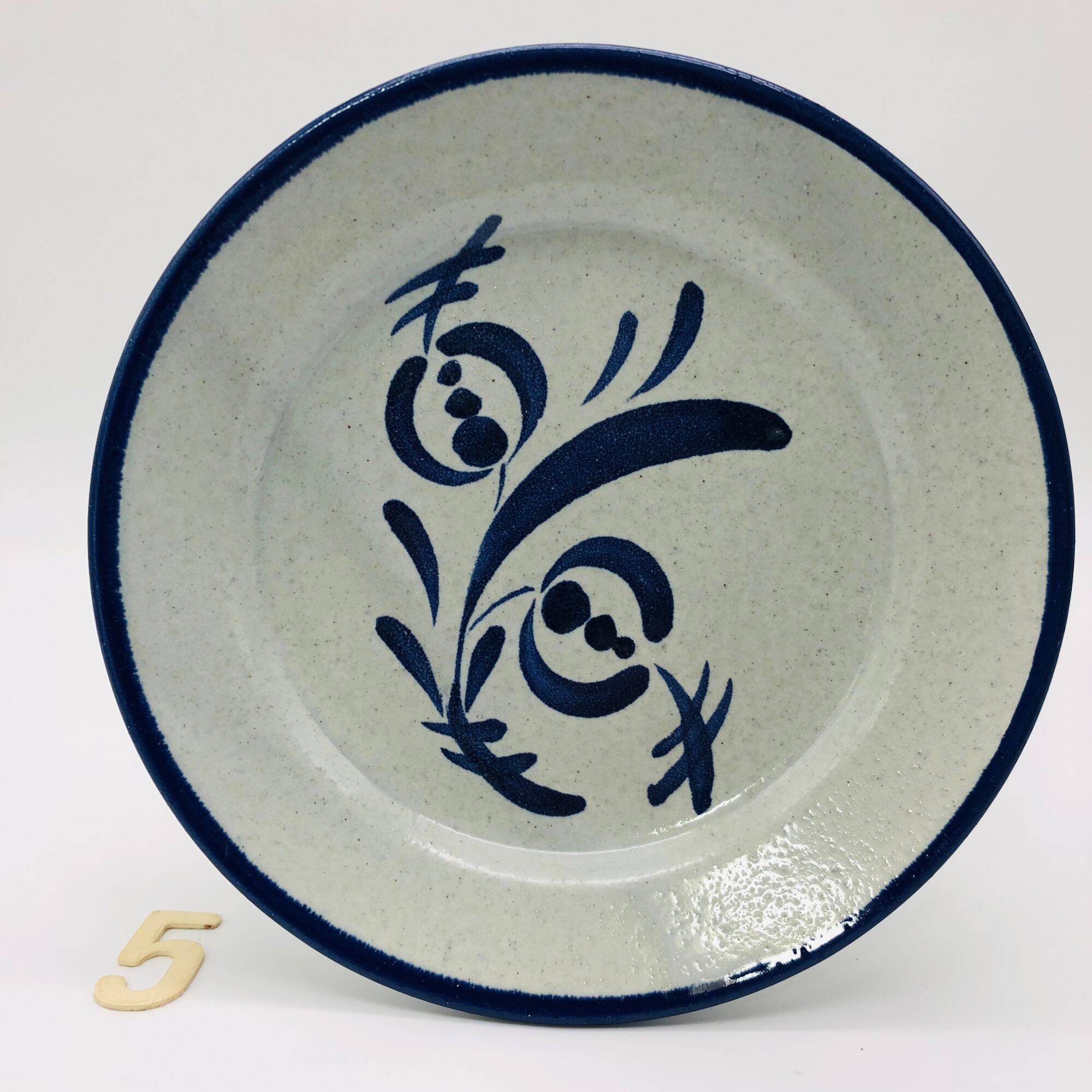 6 dessert plates, St. Clement. Hand-painted decoration.