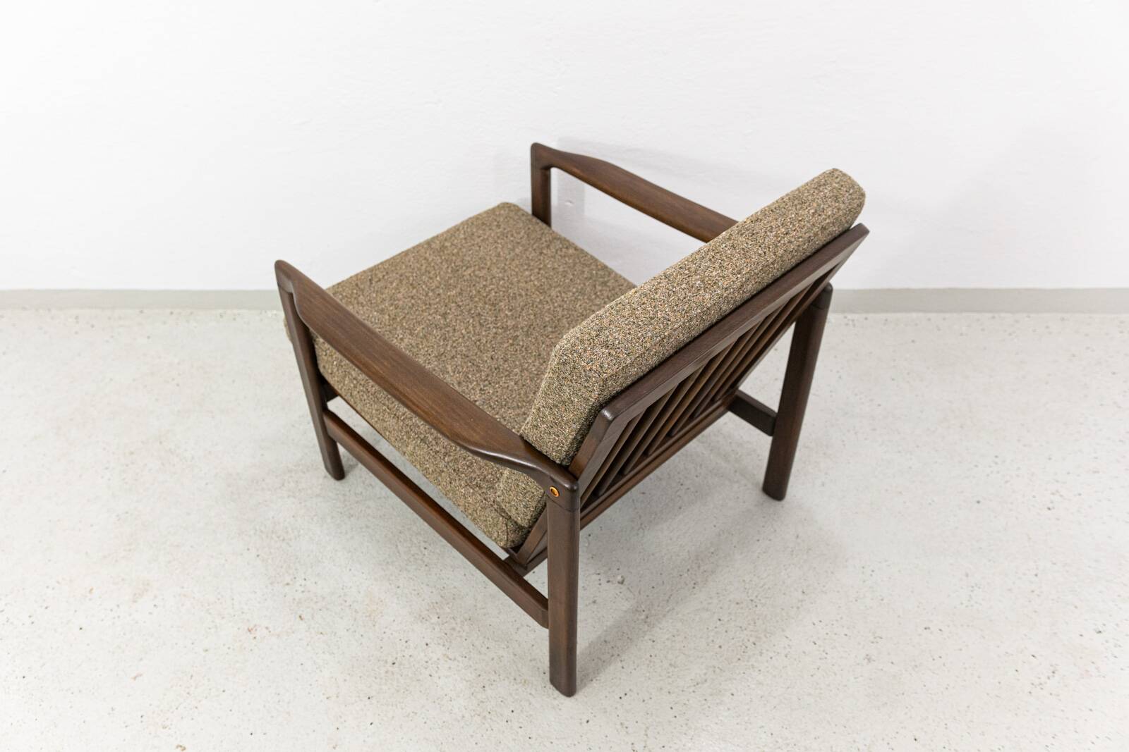 Fauteuil des années 60 par Zenon Bączyk, Pologne.