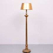 Lampadaire italien rococo en bois doré, années 1950