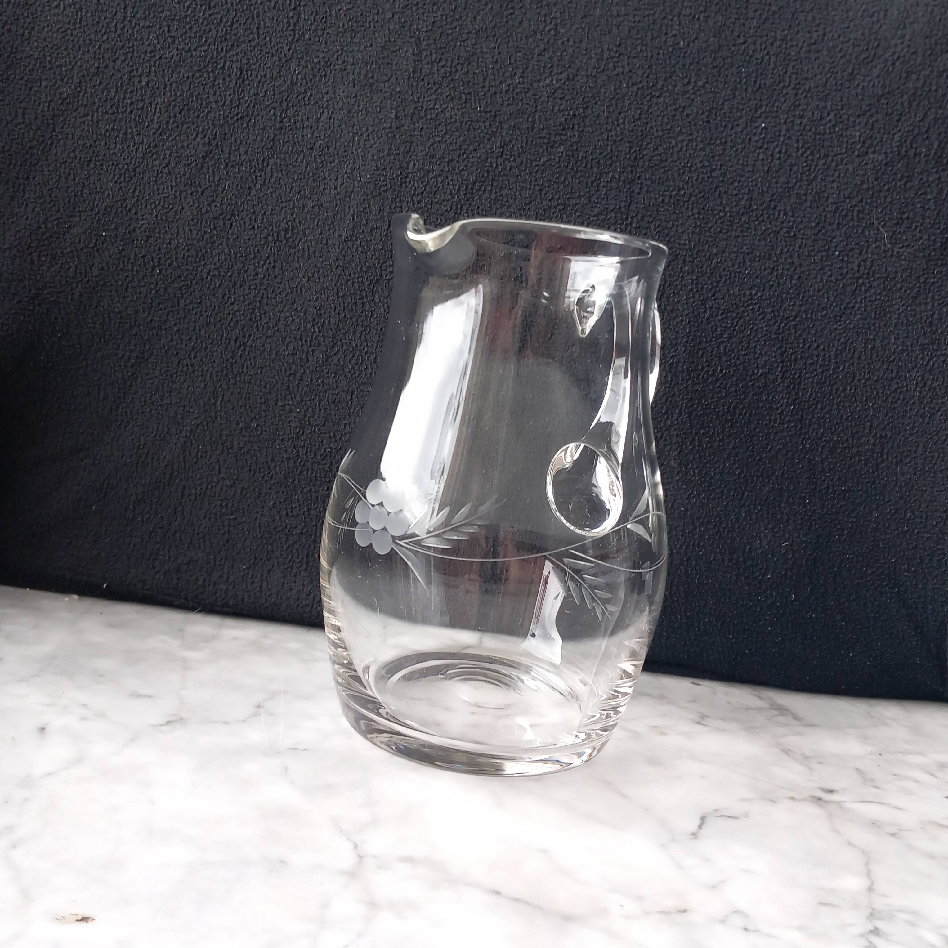 6 water glasses and engraved crystal pitcher from the 70s