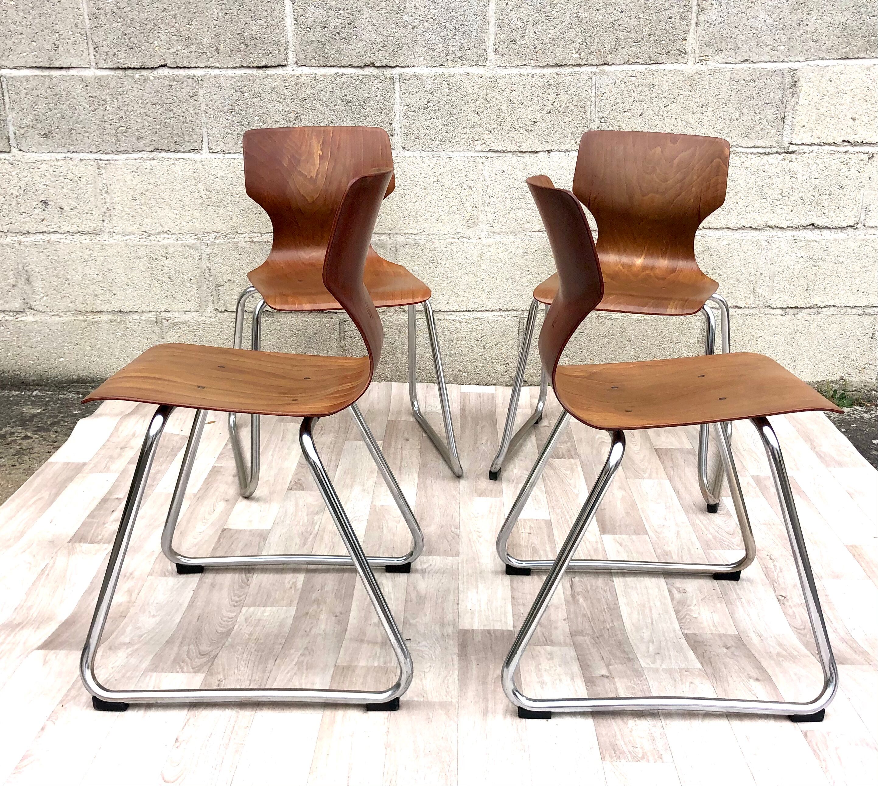 4 vintage Flottoto chairs