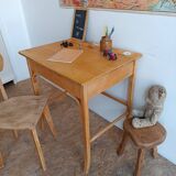 Baumann school desk