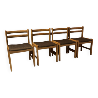 4 chaises vintage en bois massif vers 1970