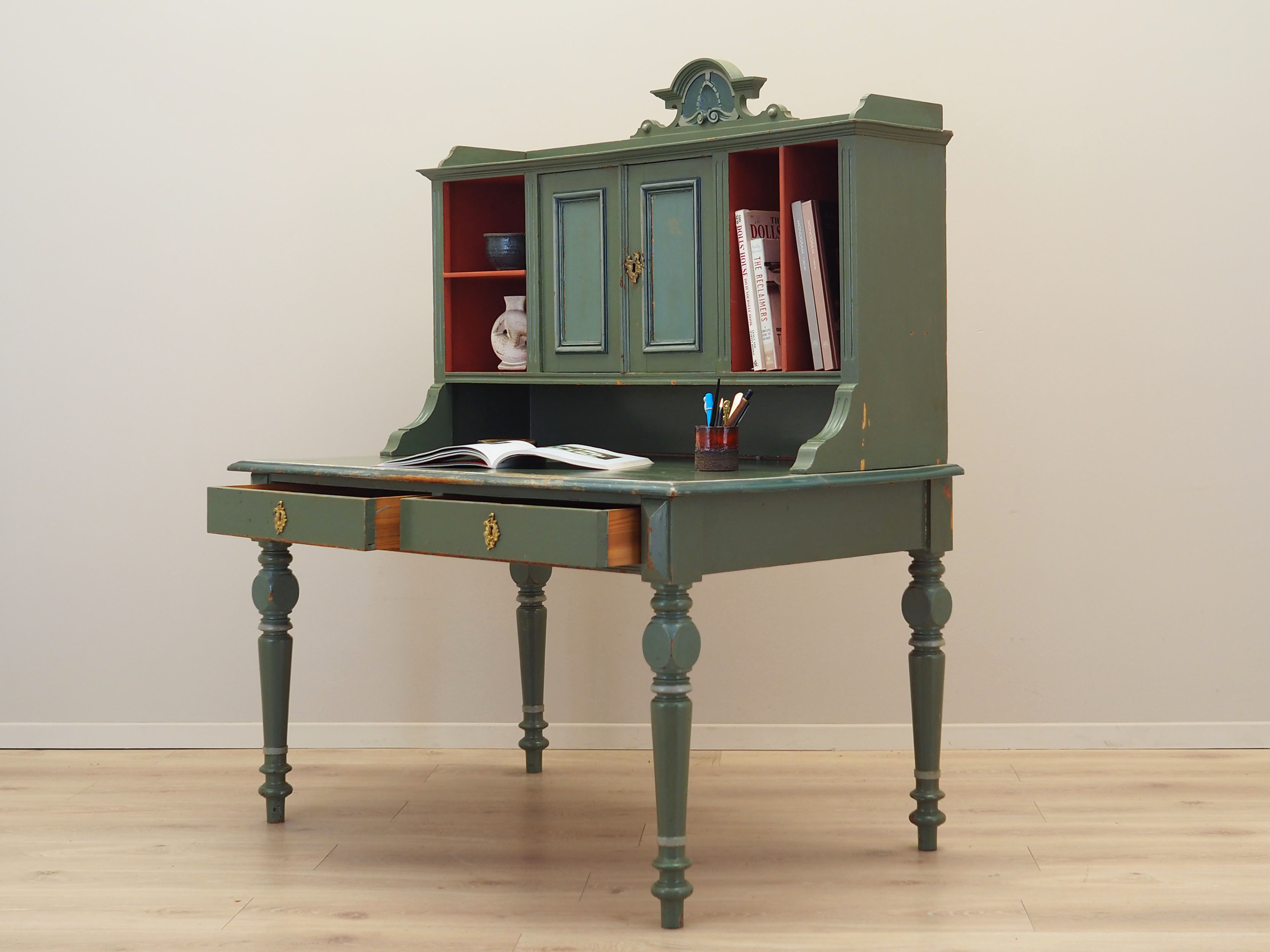 Pine desk, Danish design, 1950s, production: Denmark