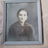 Old photograph of a woman's portrait
