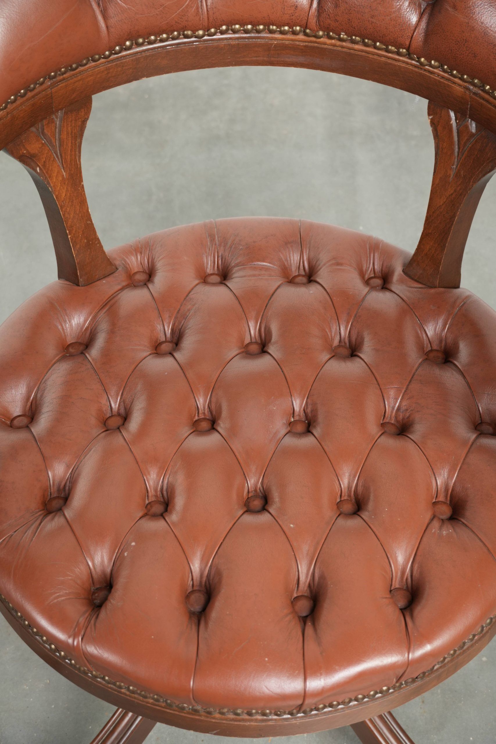 Set of 2 swivel cowhide English style chesterfield office chairs