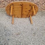 Table basse ovale en pin années 70's